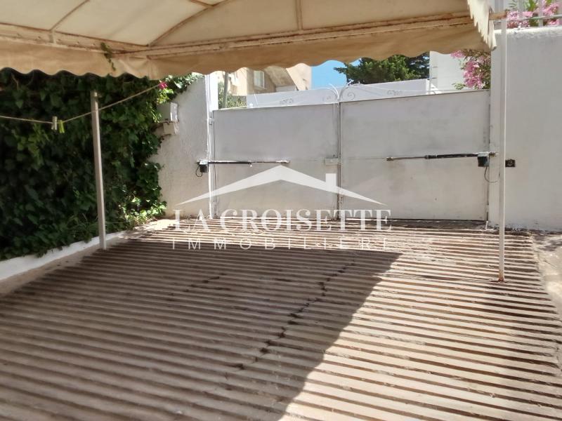 Villa S+6 avec piscine à Gammarth 